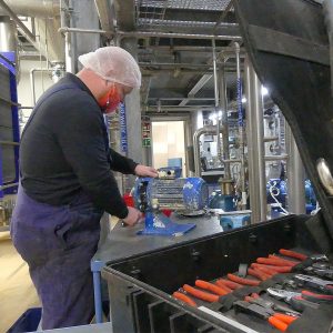 onderhoud-in-de-fabriek.jpg